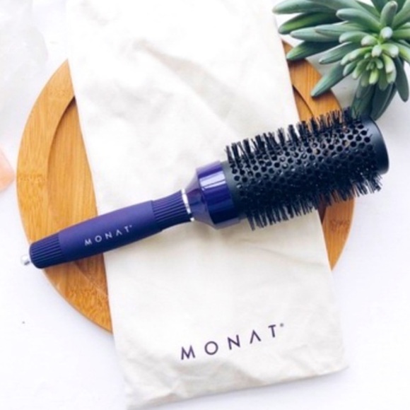 Monat Round Medium Styling Brush New‎ In Bag - Picture 1 of 2